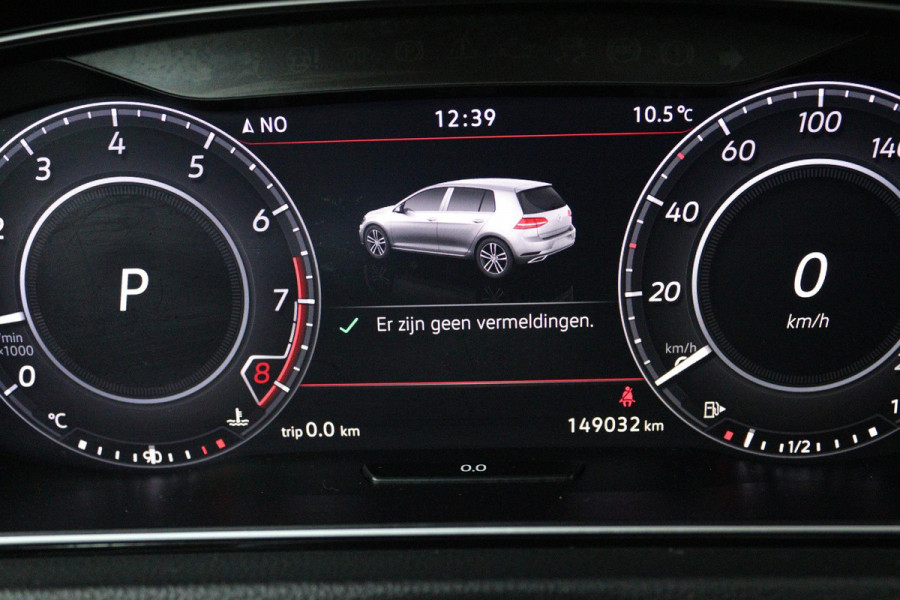 Volkswagen Golf 2.0 TSI GTI Performance (PANORAMADAK, CRUISE ADAPTIEF, STOELVERWARMING, DIGITALE COCKPIT, AUTOMAAT, SENSOREN)