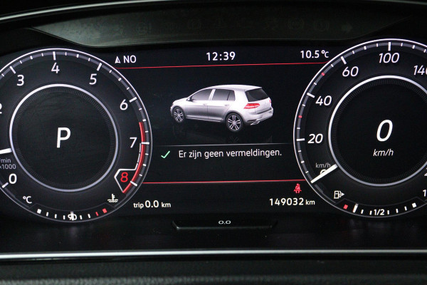 Volkswagen Golf 2.0 TSI GTI Performance (PANORAMADAK, CRUISE ADAPTIEF, STOELVERWARMING, DIGITALE COCKPIT, AUTOMAAT, SENSOREN)