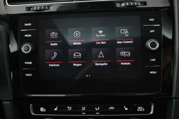 Volkswagen Golf 2.0 TSI GTI Performance (PANORAMADAK, CRUISE ADAPTIEF, STOELVERWARMING, DIGITALE COCKPIT, AUTOMAAT, SENSOREN)