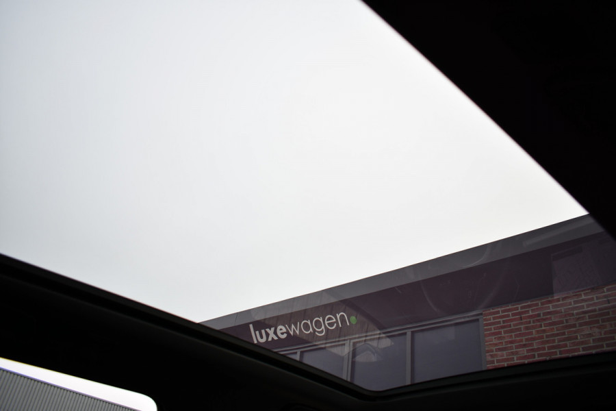 BMW 5 Serie Touring 520i M-Sport Pano Trekh ACC 360 H/K HUD 21inch Stoelventilatie