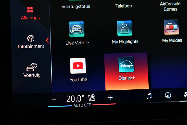 BMW 5 Serie Touring 520i M-Sport Pano Trekh ACC 360 H/K HUD 21inch Stoelventilatie