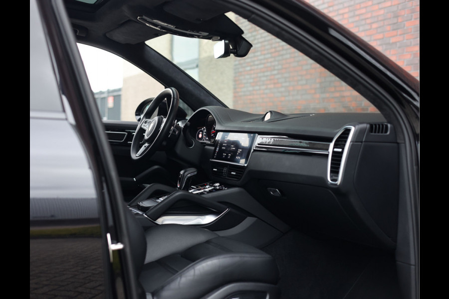 Porsche Cayenne 4.0 Turbo | 1e Eig. - Pano - Nightvision - BOSE