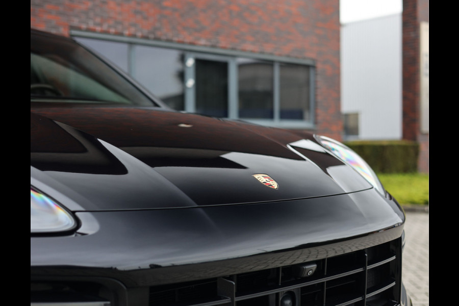 Porsche Cayenne 4.0 Turbo | 1e Eig. - Pano - Nightvision - BOSE