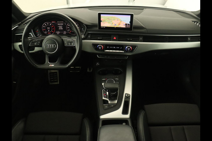 Audi A4 2.0 TFSI Sport S Line Edition | Panoramadak | Carplay | Virtual Cockpit | Sportstoelen | Half leder | Navigatie | Camera | Climate control | Parkeerhulp | Full LED