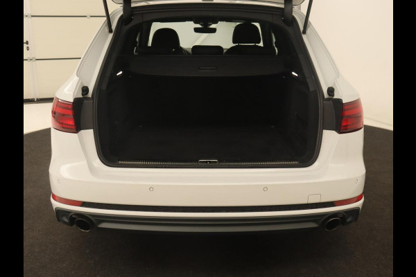 Audi A4 2.0 TFSI Sport S Line Edition | Panoramadak | Carplay | Virtual Cockpit | Sportstoelen | Half leder | Navigatie | Camera | Climate control | Parkeerhulp | Full LED