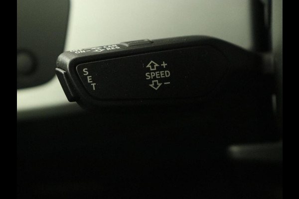Audi A4 2.0 TFSI Sport S Line Edition | Panoramadak | Carplay | Virtual Cockpit | Sportstoelen | Half leder | Navigatie | Camera | Climate control | Parkeerhulp | Full LED