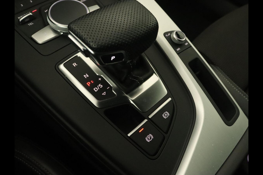 Audi A4 2.0 TFSI Sport S Line Edition | Panoramadak | Carplay | Virtual Cockpit | Sportstoelen | Half leder | Navigatie | Camera | Climate control | Parkeerhulp | Full LED