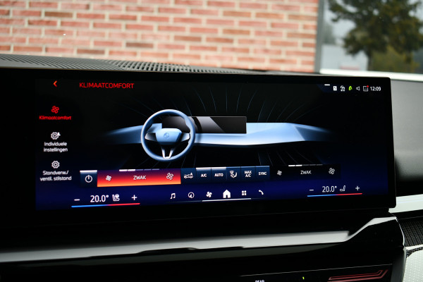 BMW 5 Serie Touring 520i M-Sport Pano Trekh ACC 360 H/K HUD 21inch Stoelventilatie