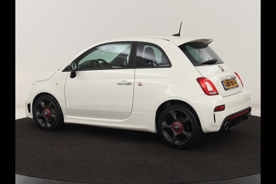 Fiat 500 1.4 T-Jet Abarth 595 | Leder | Sportstoelen | Navigatie | Airco | Parkeerhulp | Bluetooth | Getint glas