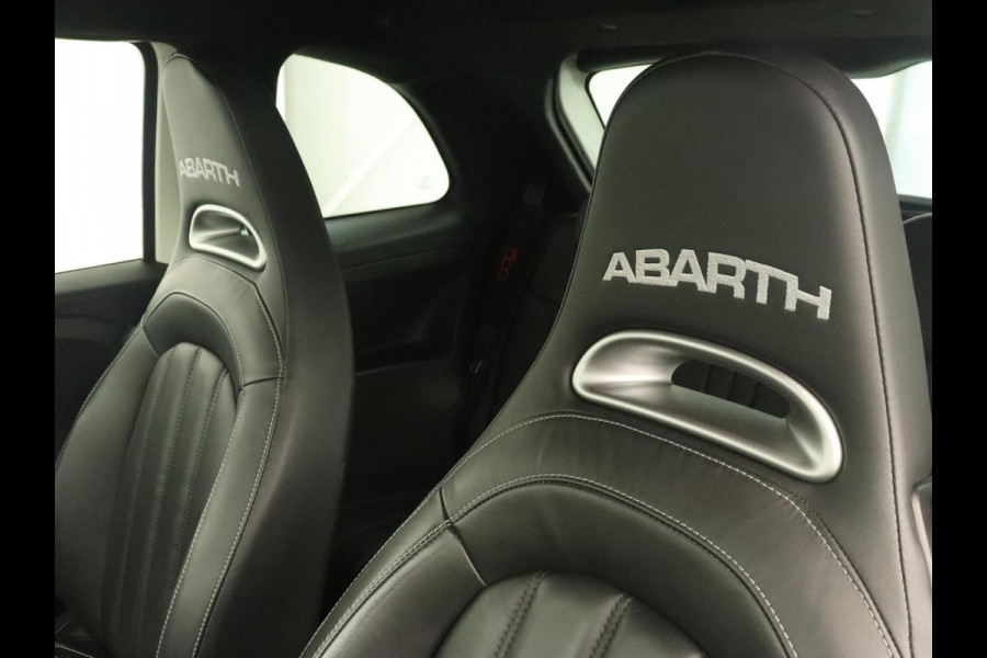 Fiat 500 1.4 T-Jet Abarth 595 | Leder | Sportstoelen | Navigatie | Airco | Parkeerhulp | Bluetooth | Getint glas