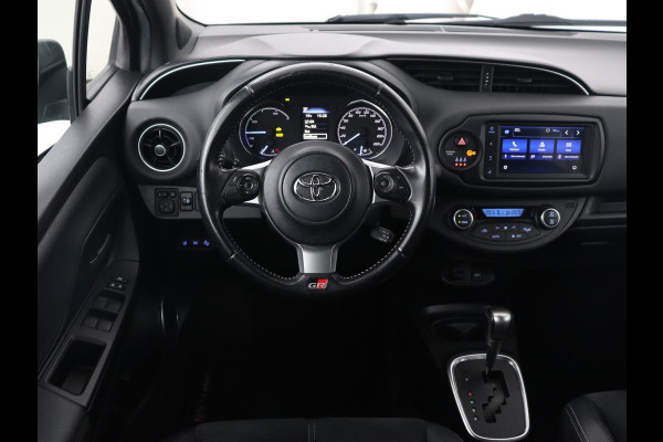 Toyota Yaris 1.5 Hybrid GR Sport | Sportstoelen | Leder/Alcantara | Camera | Climate control | Cruise control | Getint glas | Bluetooth Toyota Yaris 1.5 Hybrid GR Sport | Sportstoelen | Leder/Alcantara | Camera | Climate control | Cruise control | Getint glas | Bluetooth