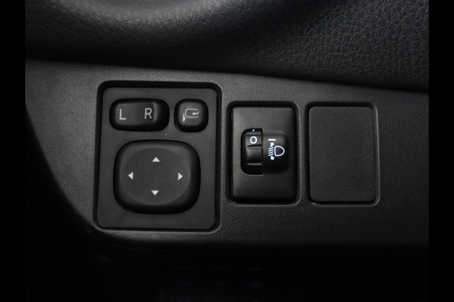 Toyota Yaris 1.5 Hybrid GR Sport | Sportstoelen | Leder/Alcantara | Camera | Climate control | Cruise control | Getint glas | Bluetooth Toyota Yaris 1.5 Hybrid GR Sport | Sportstoelen | Leder/Alcantara | Camera | Climate control | Cruise control | Getint glas | Bluetooth