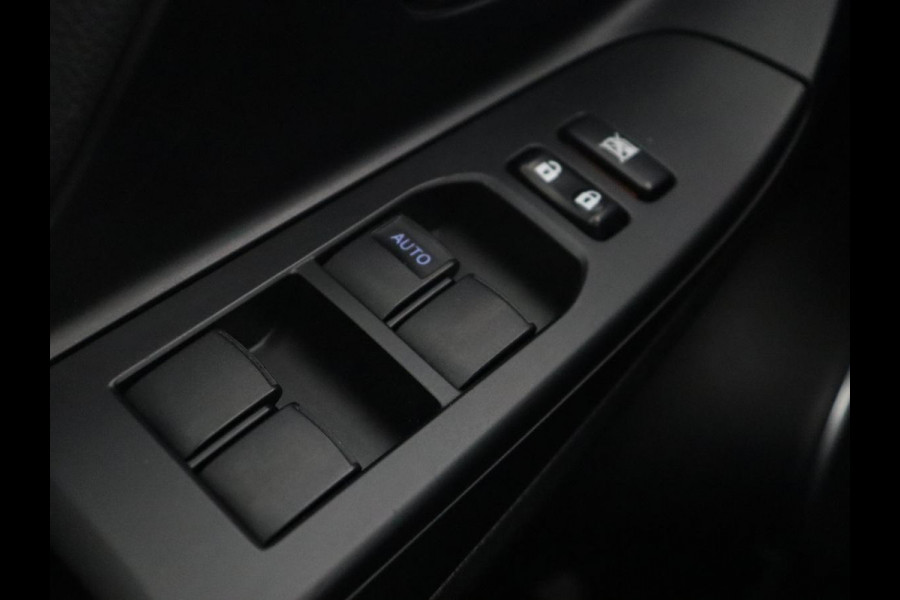 Toyota Yaris 1.5 Hybrid GR Sport | Sportstoelen | Leder/Alcantara | Camera | Climate control | Cruise control | Getint glas | Bluetooth Toyota Yaris 1.5 Hybrid GR Sport | Sportstoelen | Leder/Alcantara | Camera | Climate control | Cruise control | Getint glas | Bluetooth