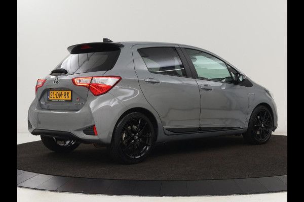 Toyota Yaris 1.5 Hybrid GR Sport | Sportstoelen | Leder/Alcantara | Camera | Climate control | Cruise control | Getint glas | Bluetooth Toyota Yaris 1.5 Hybrid GR Sport | Sportstoelen | Leder/Alcantara | Camera | Climate control | Cruise control | Getint glas | Bluetooth