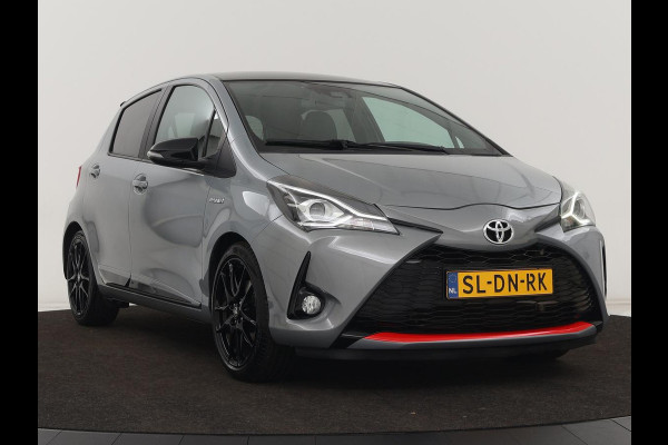 Toyota Yaris 1.5 Hybrid GR Sport | Sportstoelen | Leder/Alcantara | Camera | Climate control | Cruise control | Getint glas | Bluetooth Toyota Yaris 1.5 Hybrid GR Sport | Sportstoelen | Leder/Alcantara | Camera | Climate control | Cruise control | Getint glas | Bluetooth