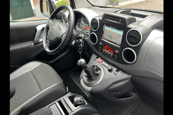 Peugeot Partner Tepee 1.2 110pk Navi, Camera, Trekhaak, Clima