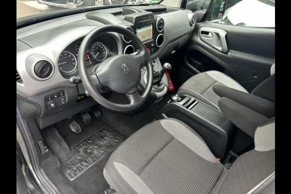 Peugeot Partner Tepee 1.2 110pk Navi, Camera, Trekhaak, Clima