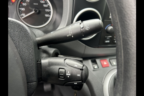 Peugeot Partner Tepee 1.2 110pk Navi, Camera, Trekhaak, Clima