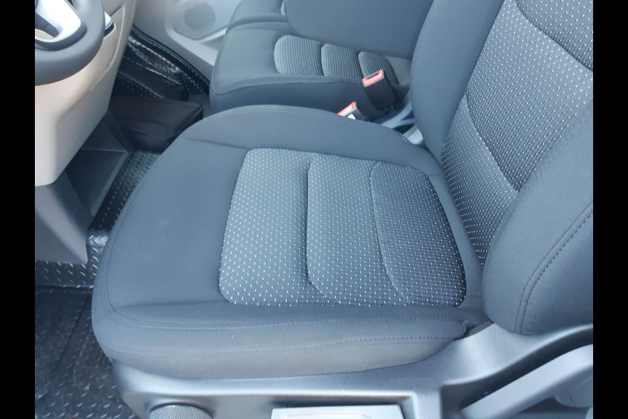 Ford E-Transit / Maxus e-Deliver 9 L2H2 72 kWh Airco Verwarmde stoelen Achteruitrijcamera