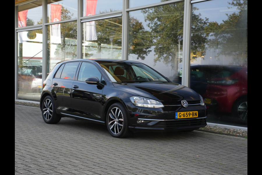 Volkswagen Golf 1.5 TSI Highline | Navigatie | Virtual Cockpit | Stoelverwarming | Massage