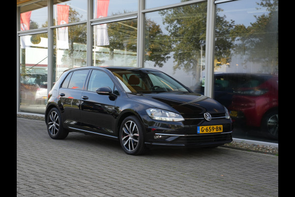 Volkswagen Golf 1.5 TSI Highline | Navigatie | Virtual Cockpit | Stoelverwarming | Massage