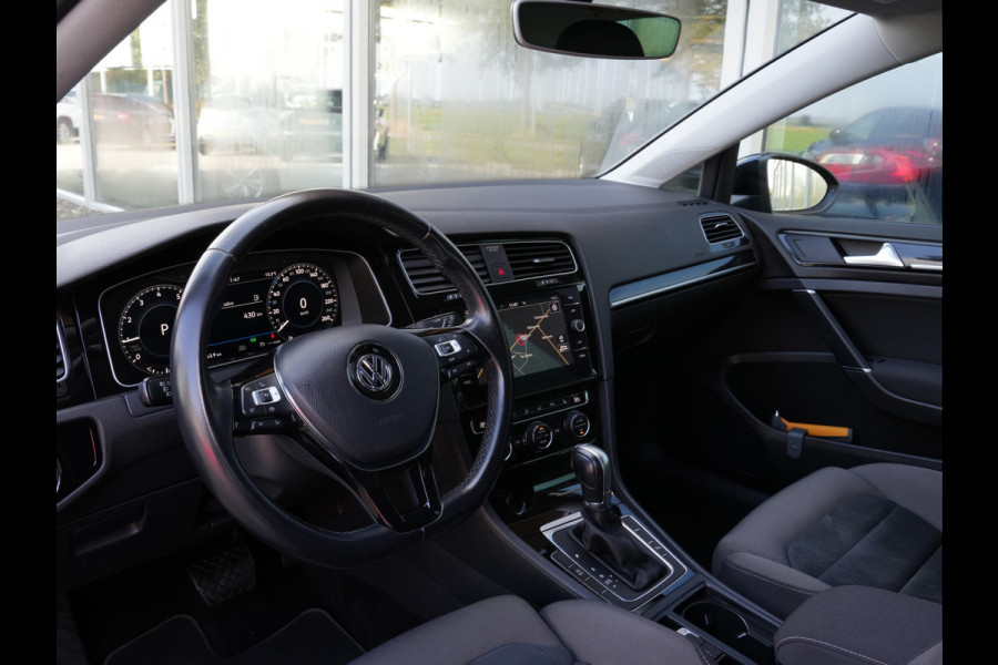 Volkswagen Golf 1.5 TSI Highline | Navigatie | Virtual Cockpit | Stoelverwarming | Massage