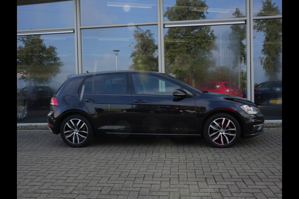 Volkswagen Golf 1.5 TSI Highline | Navigatie | Virtual Cockpit | Stoelverwarming | Massage