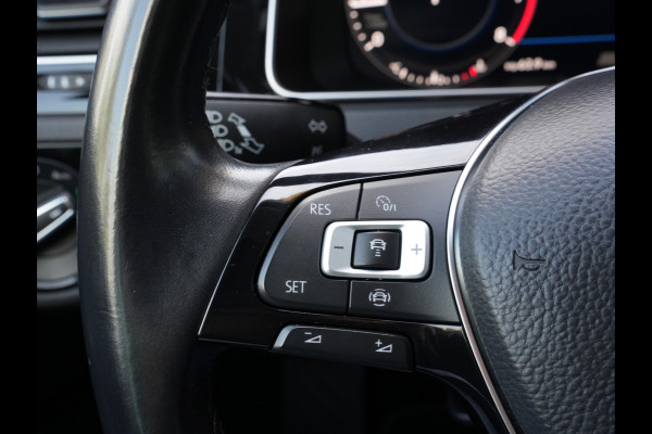 Volkswagen Golf 1.5 TSI Highline | Navigatie | Virtual Cockpit | Stoelverwarming | Massage