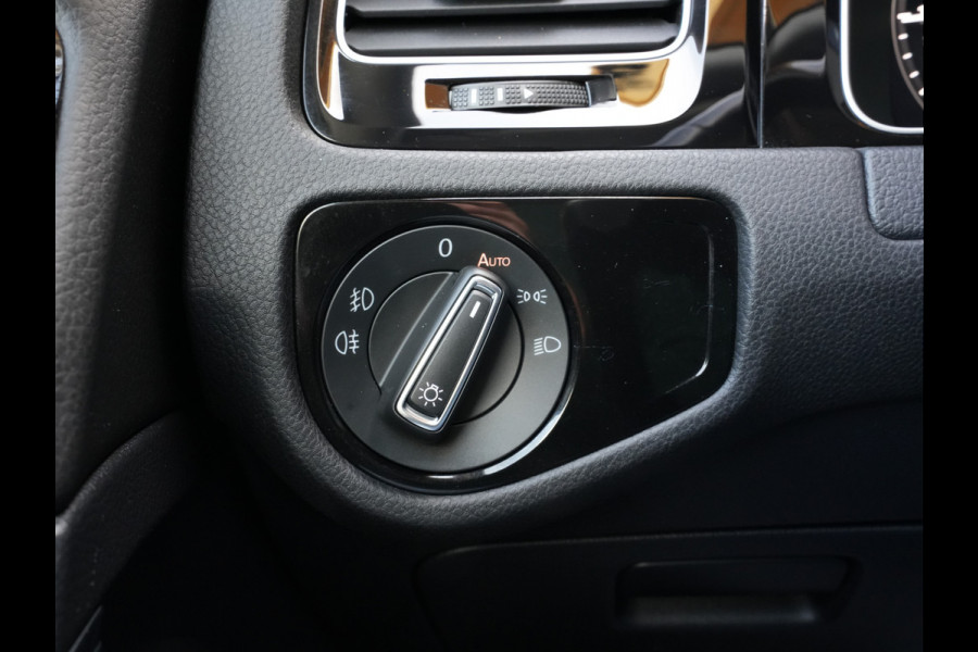 Volkswagen Golf 1.5 TSI Highline | Navigatie | Virtual Cockpit | Stoelverwarming | Massage