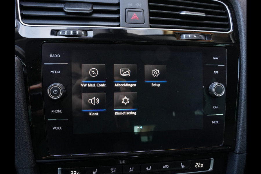 Volkswagen Golf 1.5 TSI Highline | Navigatie | Virtual Cockpit | Stoelverwarming | Massage