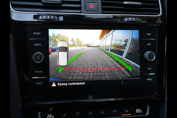 Volkswagen Golf 1.5 TSI Highline | Navigatie | Virtual Cockpit | Stoelverwarming | Massage