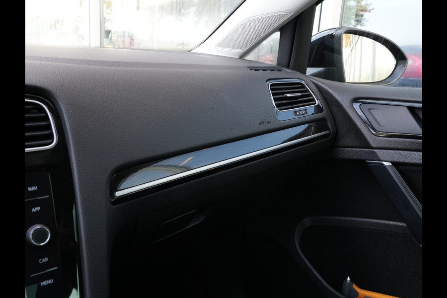 Volkswagen Golf 1.5 TSI Highline | Navigatie | Virtual Cockpit | Stoelverwarming | Massage