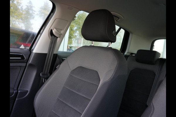 Volkswagen Golf 1.5 TSI Highline | Navigatie | Virtual Cockpit | Stoelverwarming | Massage