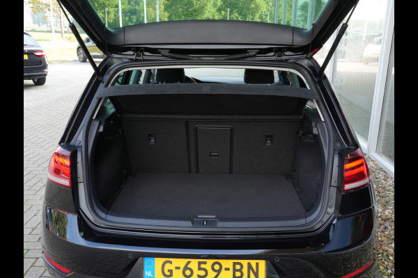 Volkswagen Golf 1.5 TSI Highline | Navigatie | Virtual Cockpit | Stoelverwarming | Massage