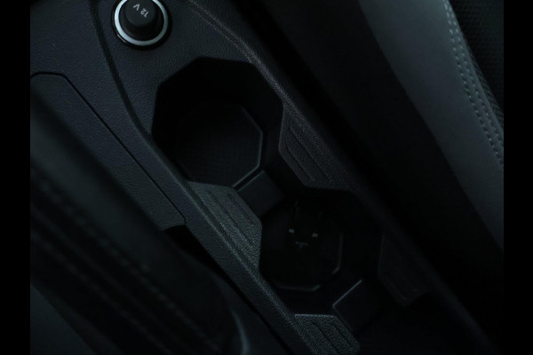 Volkswagen Polo 1.0 TSI Highline R-Line PANO | LED | NAVI | CarPlay