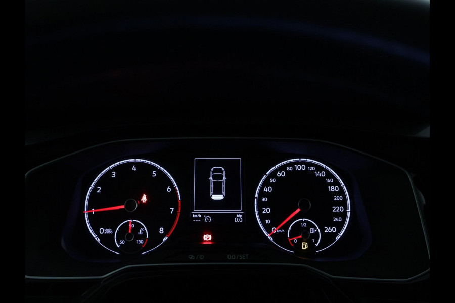 Volkswagen Polo 1.0 TSI Highline R-Line PANO | LED | NAVI | CarPlay