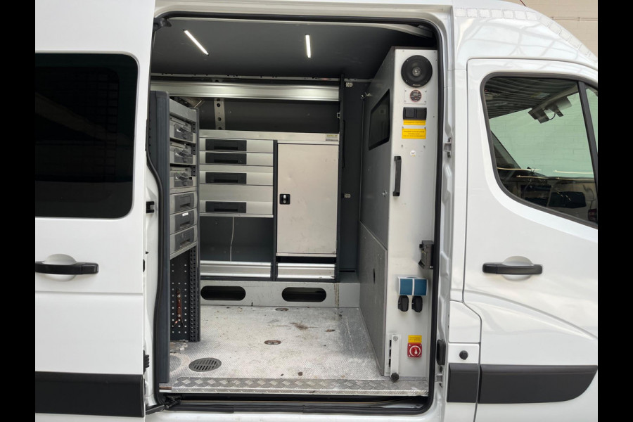 Opel Movano Servicewagen T35 2.3 dCi 145pk euro6 L2H2 BOTT Inrichting, Victron omvormer, Standkachel, Trekhaak, RIJKLAARPRIJS!