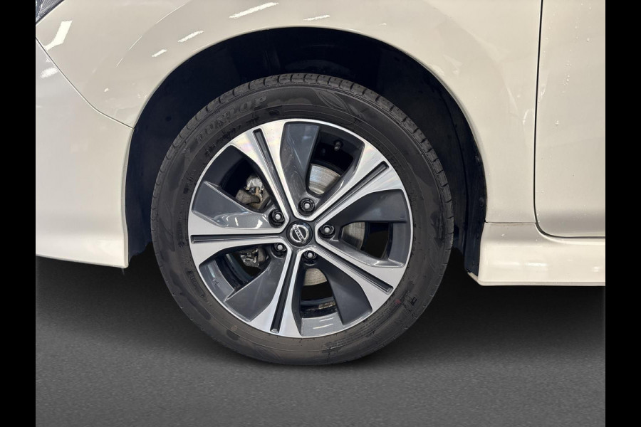Nissan Leaf e+ N-Connecta 62 kWh ADAPTIVE CRUISE 17 INCH VELGEN PRO PILOT NAVIGATIE BSM