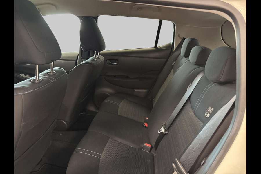 Nissan Leaf e+ N-Connecta 62 kWh ADAPTIVE CRUISE 17 INCH VELGEN PRO PILOT NAVIGATIE BSM