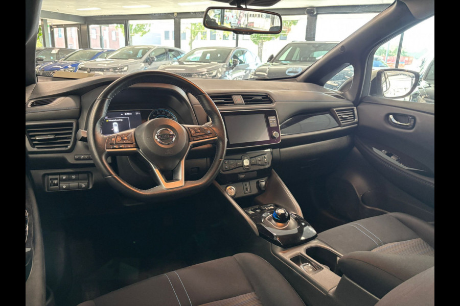 Nissan Leaf e+ N-Connecta 62 kWh ADAPTIVE CRUISE 17 INCH VELGEN PRO PILOT NAVIGATIE BSM
