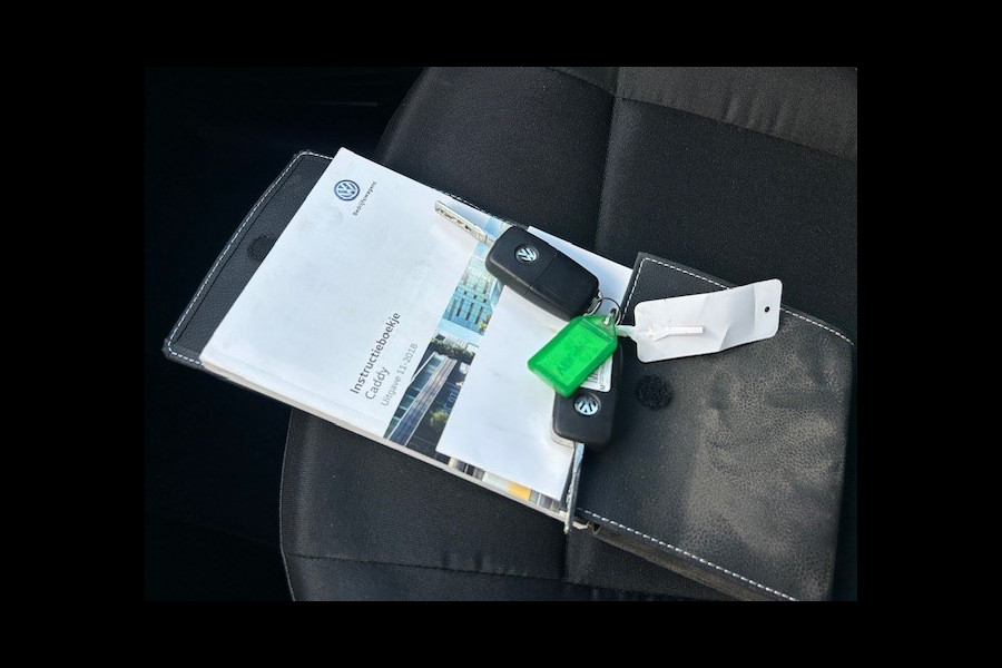 Volkswagen Caddy 1.4 TGI L2H1 EcoFuel Maxi PDC I 1e EIGENAAR I COMPLETE ONDERHOUDSHISTORIE I RIJDEN OP GROEN GAS = CO2 NEUTRAAL NIEUWE DISTRIBUTIE Volkswagen Caddy 1.4 TGI L2H1 EcoFuel Maxi PDC I 1e EIGENAAR I COMPLETE ONDERHOUDSHISTORIE I RIJDEN OP GROEN GAS = CO2 NEUTRAAL NIEUWE DISTRIBUTIE
