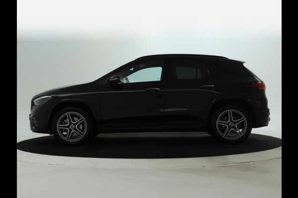 Mercedes-Benz GLA 250 e AMG Plug-In Hybride AMG Line | Night Pakket | Trekhaak | Dodehoek Assist | Sfeerverlichting. Inclusief 24 maanden MB Certified garantie voor Europa.