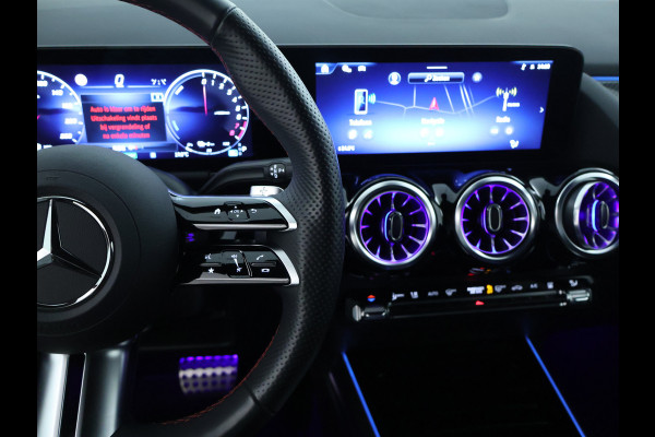 Mercedes-Benz GLA 250 e AMG Plug-In Hybride AMG Line | Night Pakket | Trekhaak | Dodehoek Assist | Sfeerverlichting. Inclusief 24 maanden MB Certified garantie voor Europa.