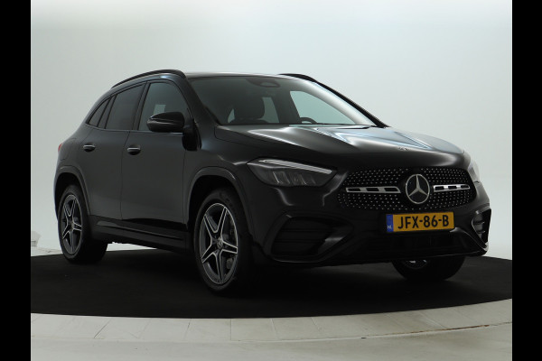 Mercedes-Benz GLA 250 e AMG Plug-In Hybride AMG Line | Night Pakket | Trekhaak | Dodehoek Assist | Sfeerverlichting. Inclusief 24 maanden MB Certified garantie voor Europa.