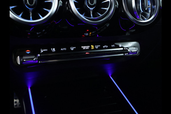 Mercedes-Benz GLA 250 e AMG Plug-In Hybride AMG Line | Night Pakket | Trekhaak | Dodehoek Assist | Sfeerverlichting. Inclusief 24 maanden MB Certified garantie voor Europa.