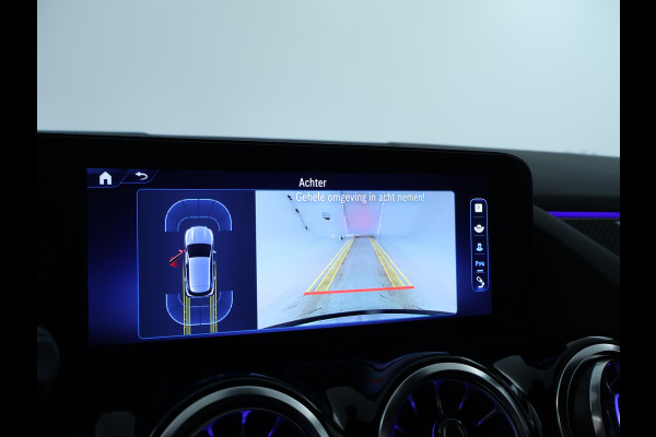 Mercedes-Benz GLA 250 e AMG Plug-In Hybride AMG Line | Night Pakket | Trekhaak | Dodehoek Assist | Sfeerverlichting. Inclusief 24 maanden MB Certified garantie voor Europa.