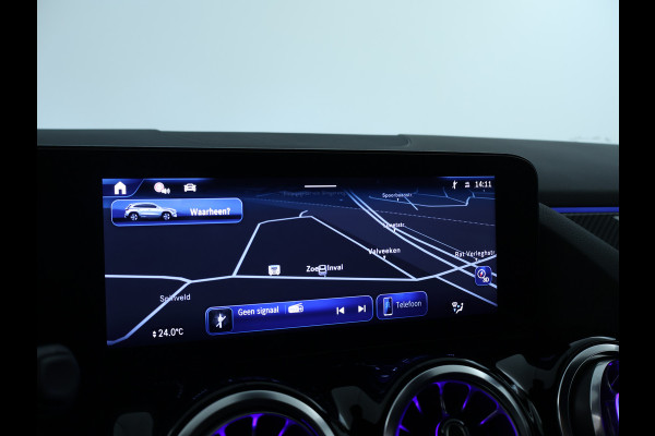 Mercedes-Benz GLA 250 e AMG Plug-In Hybride AMG Line | Night Pakket | Trekhaak | Dodehoek Assist | Sfeerverlichting. Inclusief 24 maanden MB Certified garantie voor Europa.