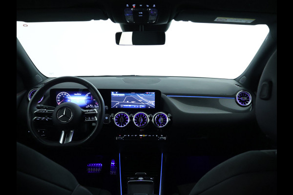Mercedes-Benz GLA 250 e AMG Plug-In Hybride AMG Line | Night Pakket | Trekhaak | Dodehoek Assist | Sfeerverlichting. Inclusief 24 maanden MB Certified garantie voor Europa.