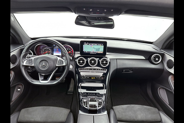 Mercedes-Benz C-Klasse 200 4MATIC AMG Line (Dealer onderH, Panorama, Carplay, Navi Groot, Camera, StoelV, Etc)