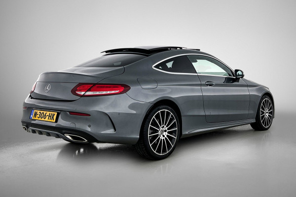 Mercedes-Benz C-Klasse 200 4MATIC AMG Line (Dealer onderH, Panorama, Carplay, Navi Groot, Camera, StoelV, Etc)